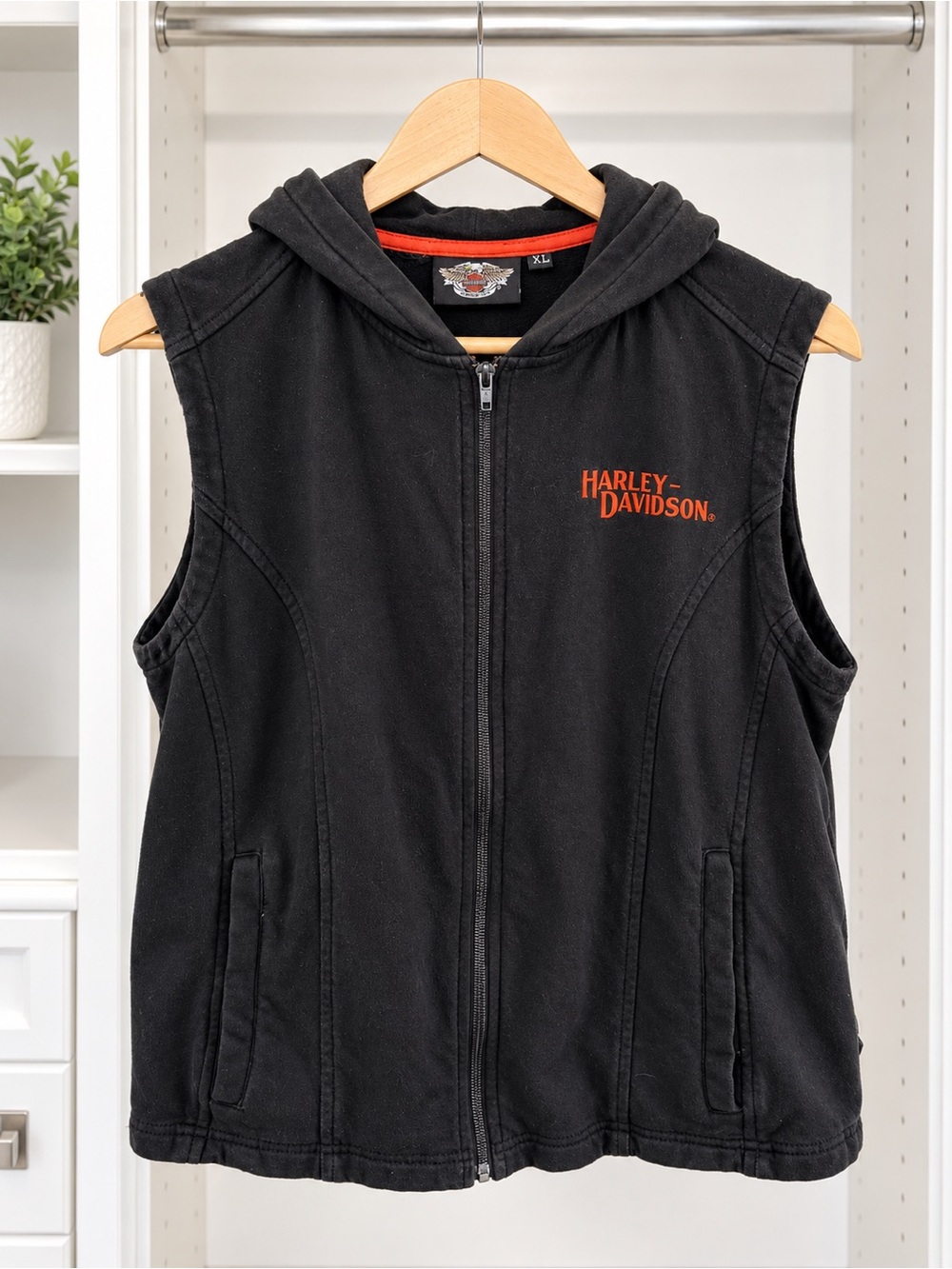 Harley-Davidson Black Sleeveless Hooded Zip Vest Women’s XL”.